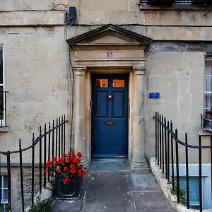 Apartment Maisonette With Hot Tub At 13 Rivers Street 