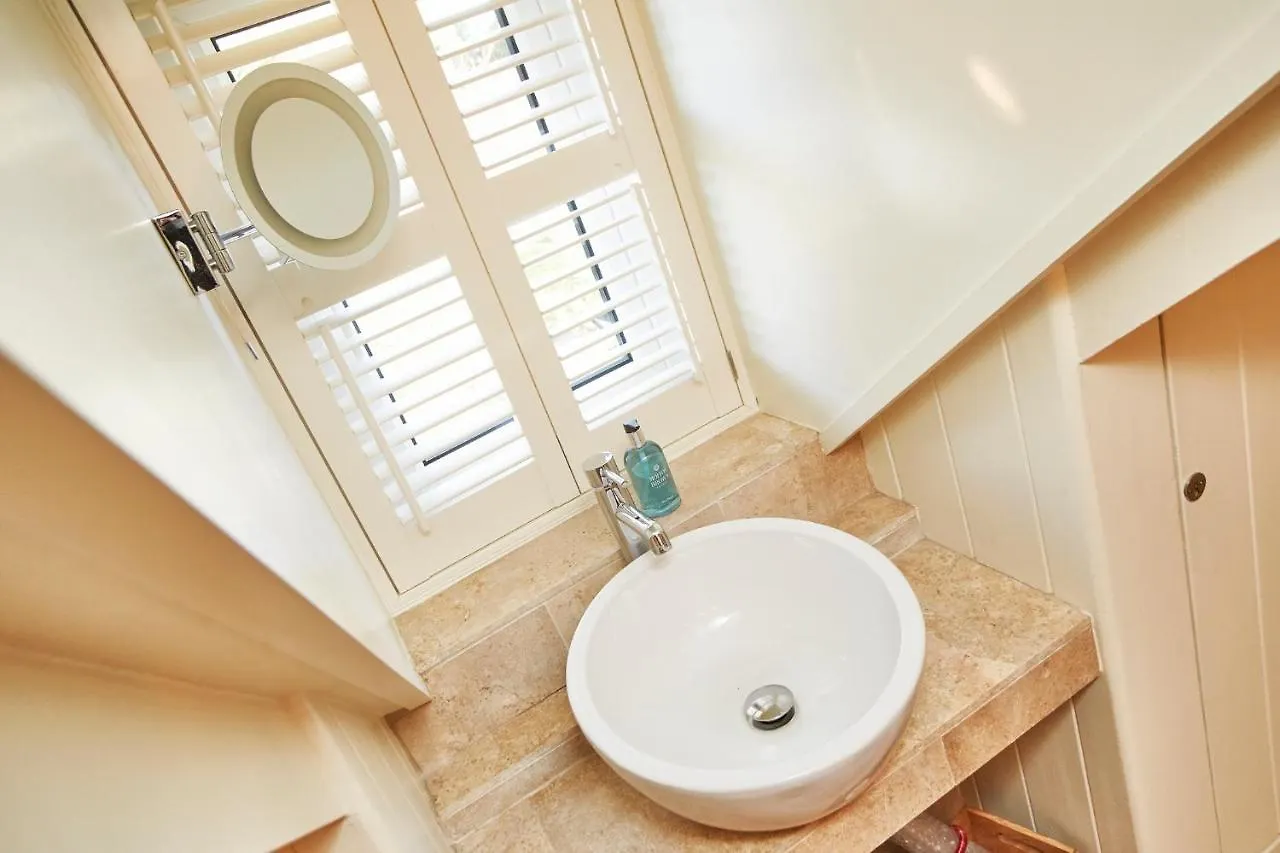 Dillons Of Whitby Bed & Breakfast 5*,  United Kingdom